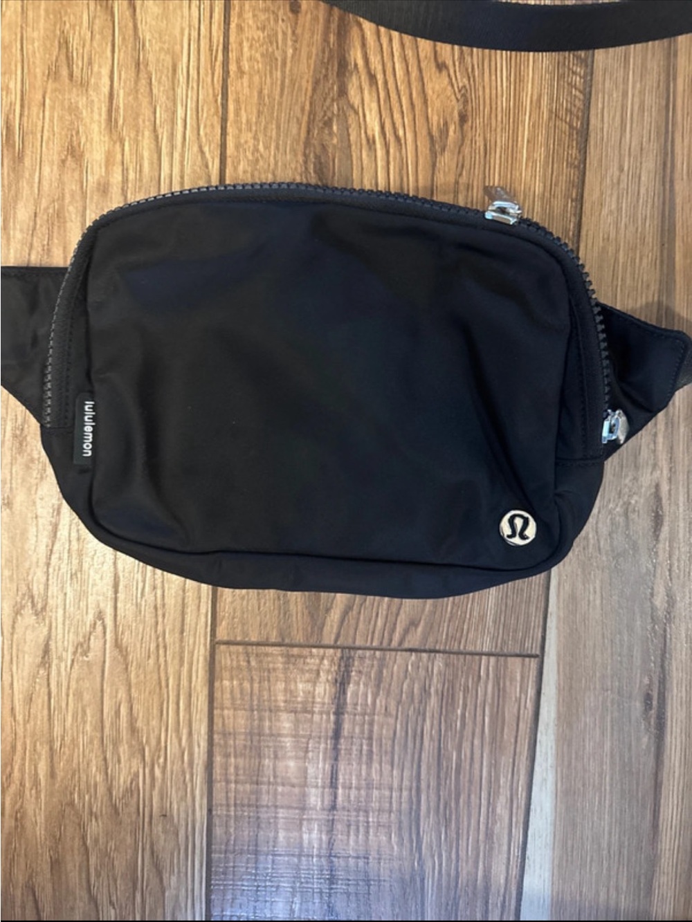 Lululemon Everywhere Belt Bag
